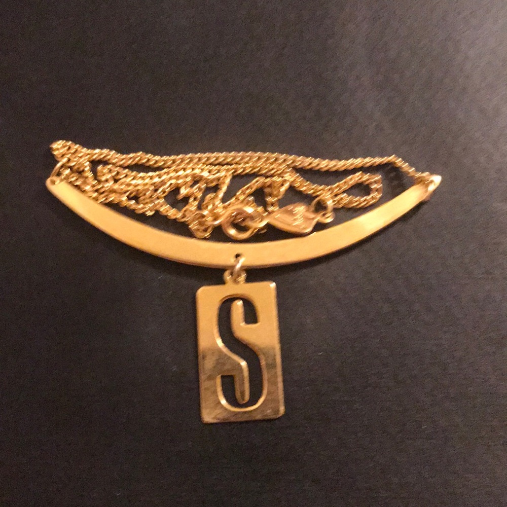 “S” necklace